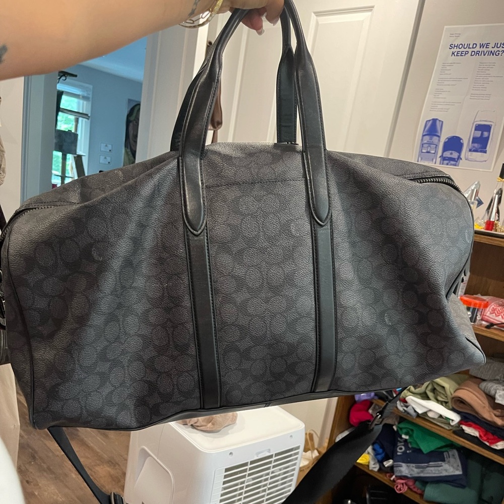 Authentic coach duffel bag lightly used